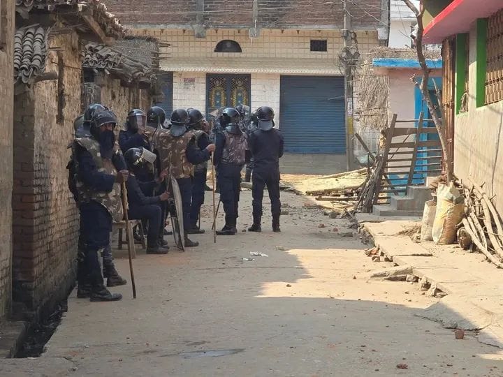 बाजा बजाएको विषयमा विवाद : गौरमा अनिश्चितकालीन कर्फयू जारी